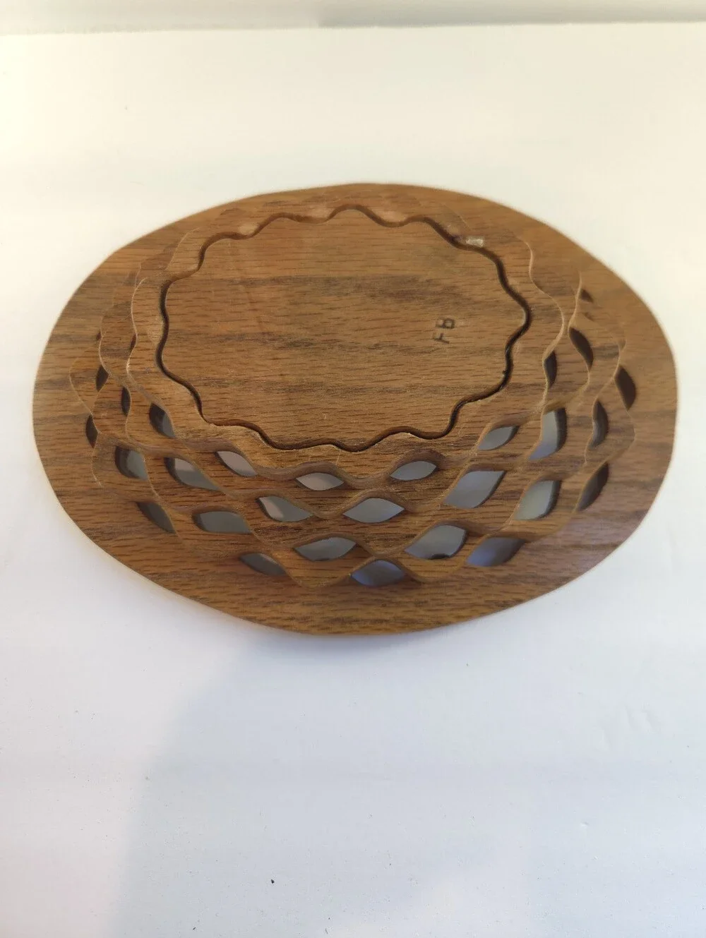 no brand this oval